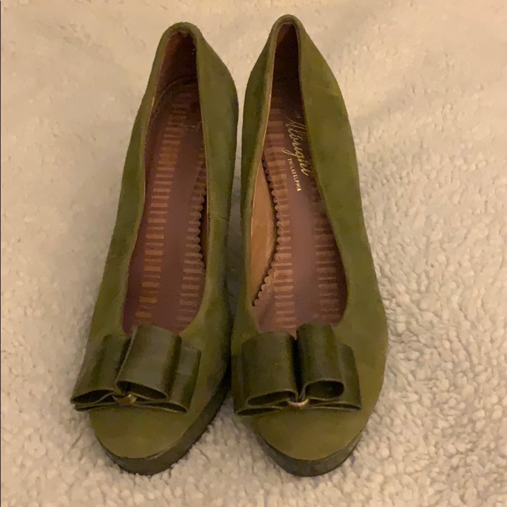 Miss Albright Suede heel
